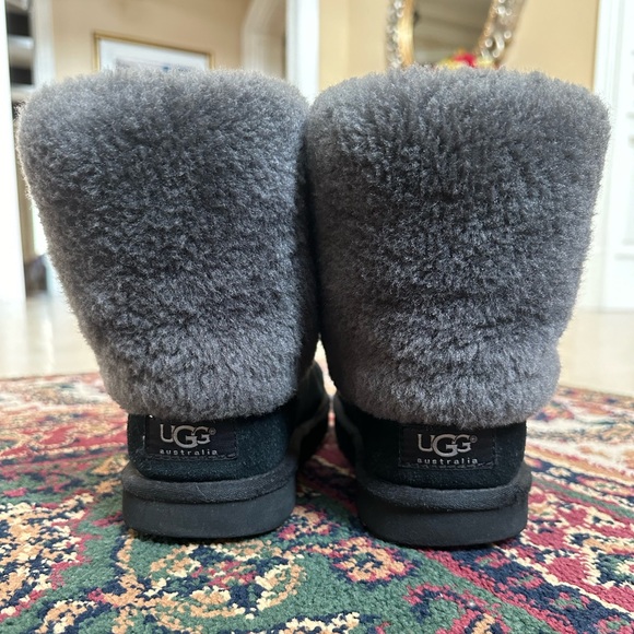 Ugg Boots - Picture 3 of 4